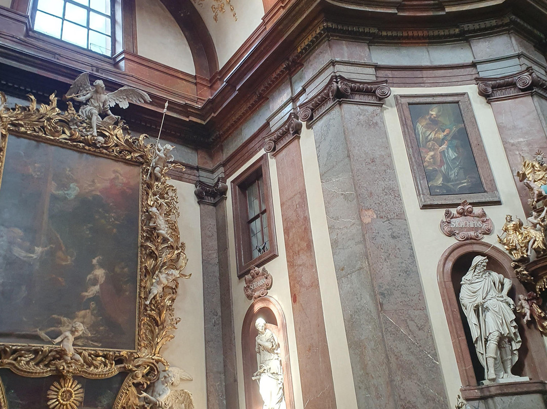 Kostel Svateho Frantiska Z Assisi-布拉格必去景点