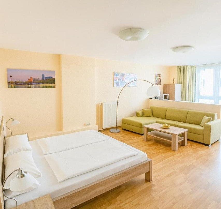 Atomis Hotel Dusseldorf City