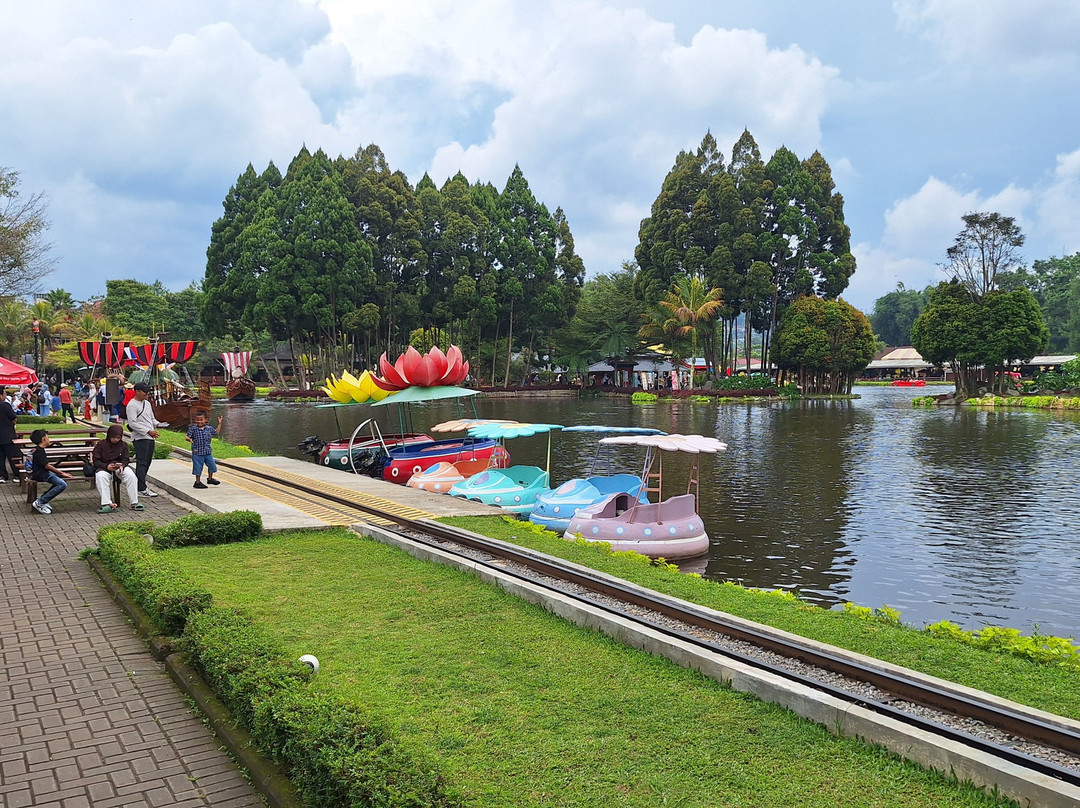 Floating Market Lembang-连旺必去景点