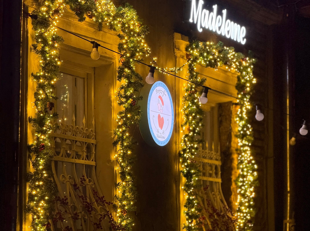 Cafe Madeleine