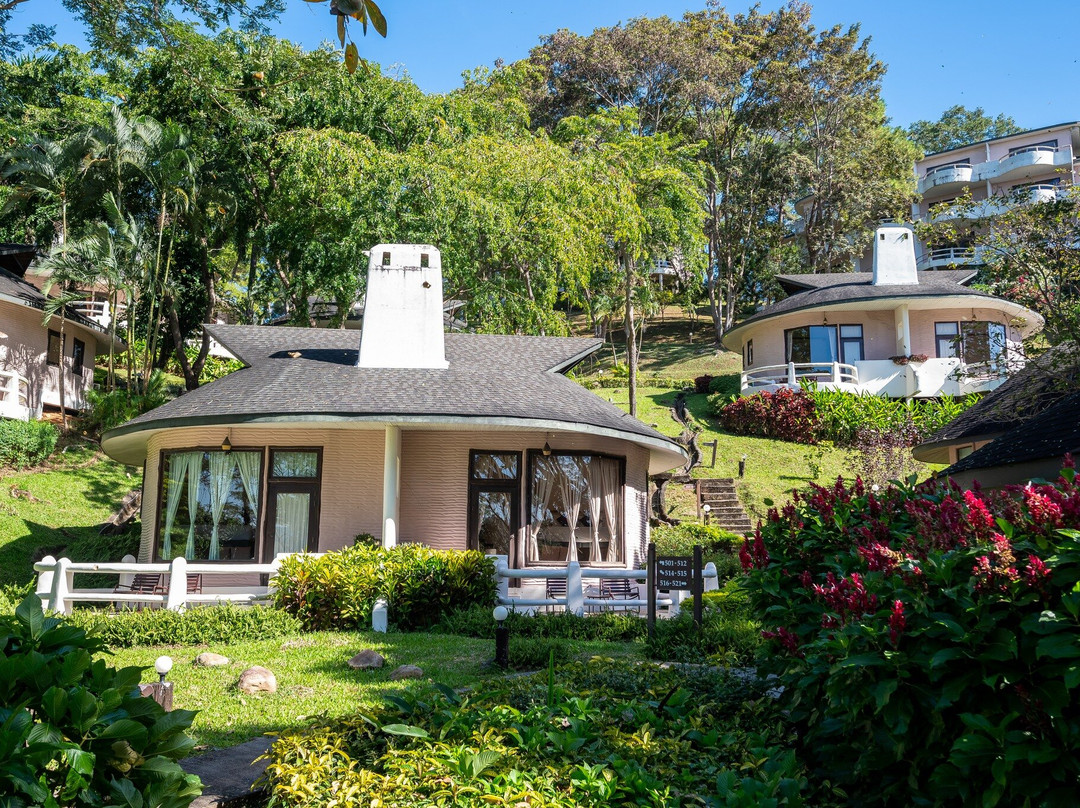 佩查邦帝王普款山度假酒店主图