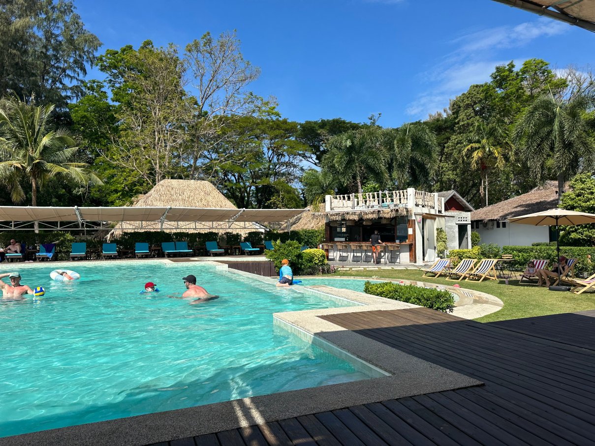 双湾度假村-泳池