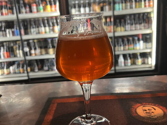 弗雷斯酒店主图