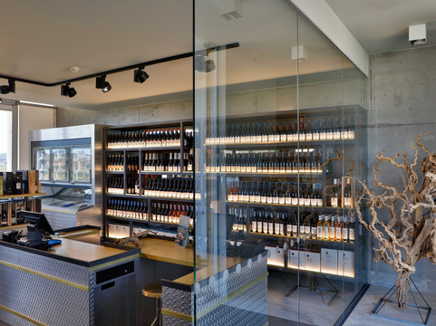 AdegaMae-托雷斯韦德拉什必去景点