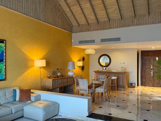 伊贝罗斯塔玫瑰厅全包大酒店主图