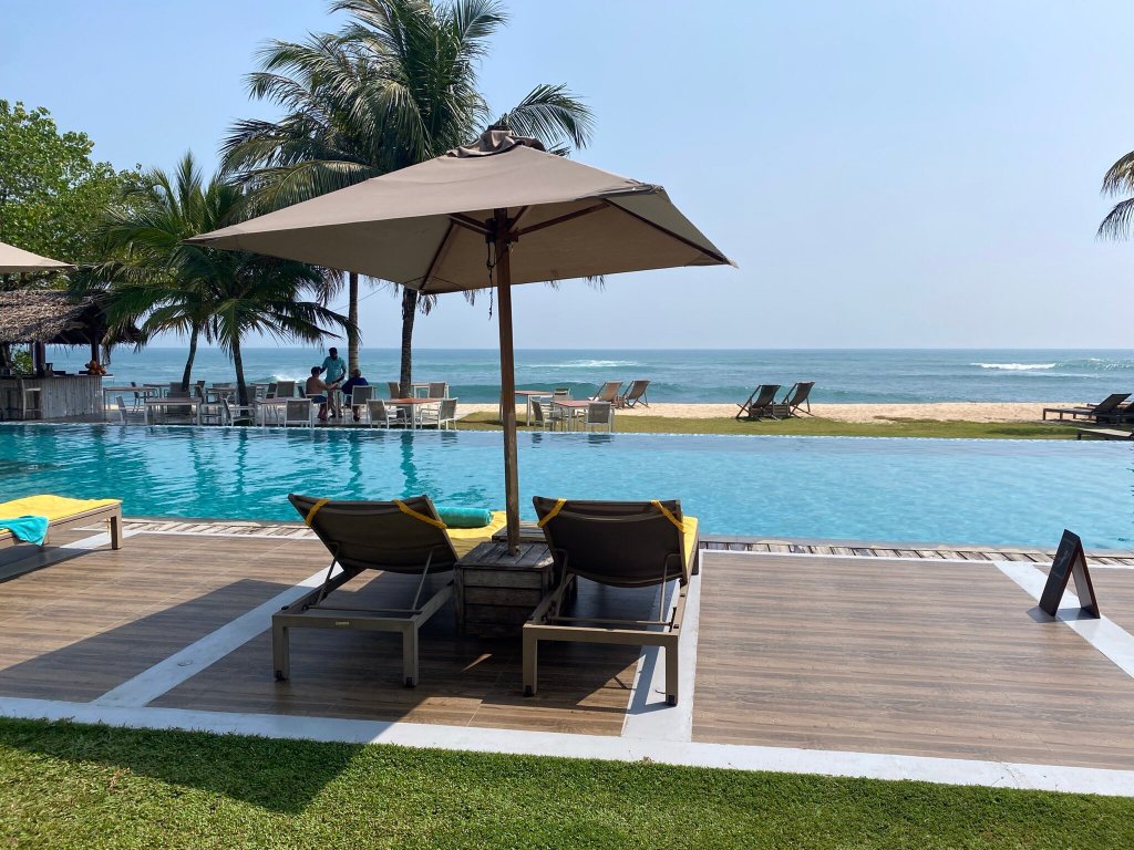 斯里沙拉维海滩水疗别墅-官方