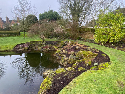 Felley Priory Gardens-Underwood必去景点