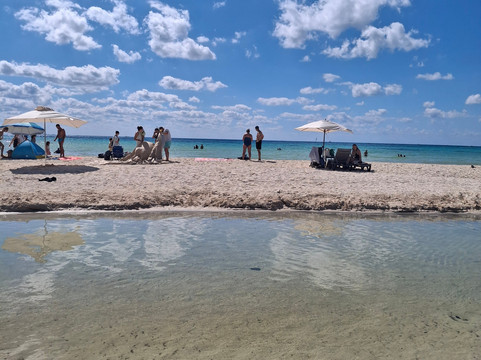 Playa Punta Esmeralda-普拉亚德尔卡曼必去景点