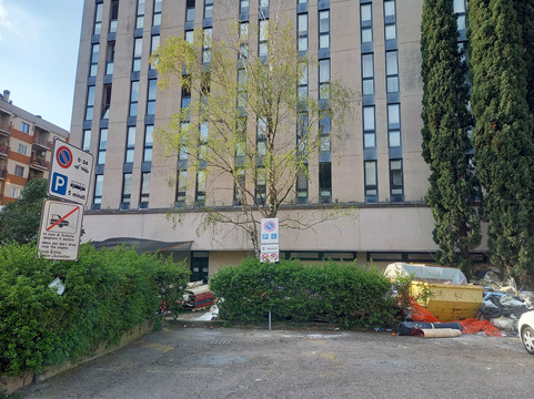 马克西姆酒店主图