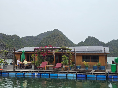 Cat Ba Kayak Adventures-下龙湾必去景点