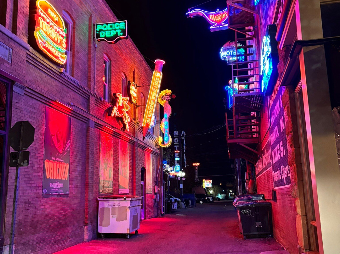 Neon Alley-普韦布洛必去景点