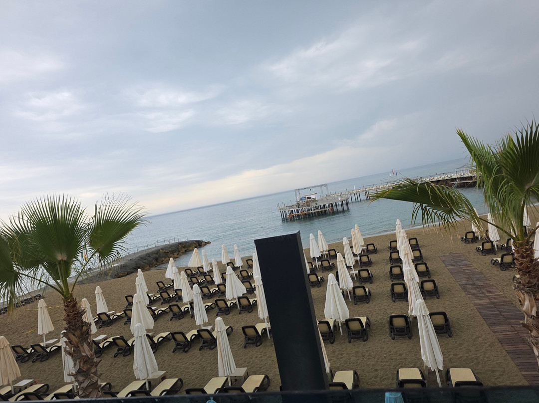 阿祖拉豪华度假酒店 - 全膳主图