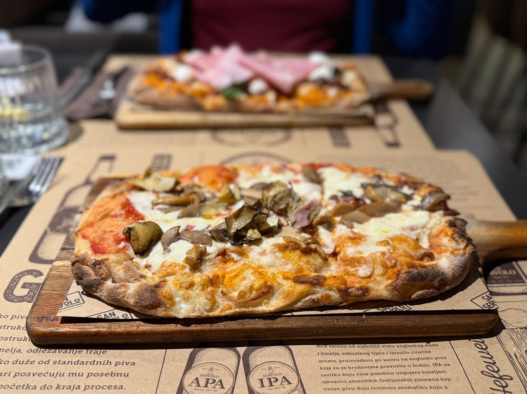 San Servolo Delicatessen & Snack Bar