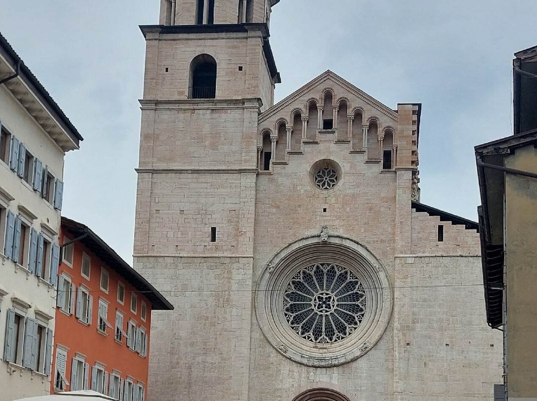 Cattedrale Di San Vigilio E Duomo Di Trento-特伦托必去景点