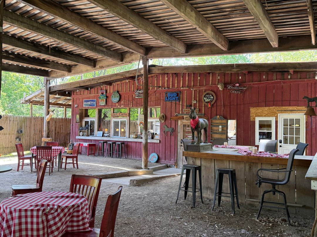 Uncle Buck's Riding Stable-New Marshfield必去景点