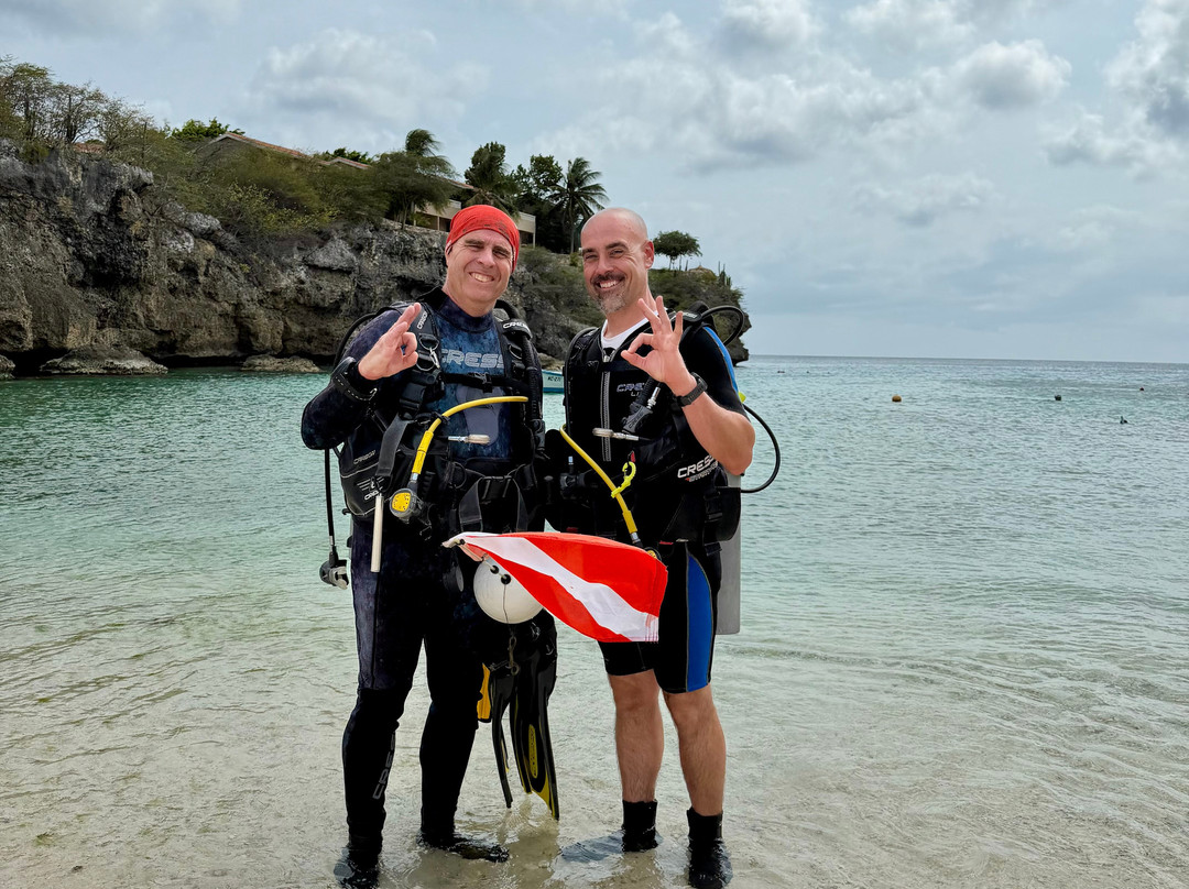 Dive Center Lagun-Lagun必去景点