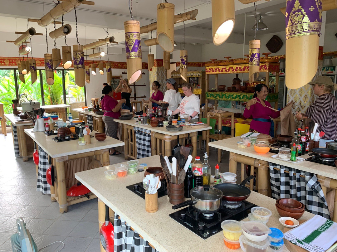 MEXX Cooking School-Belalang必去景点