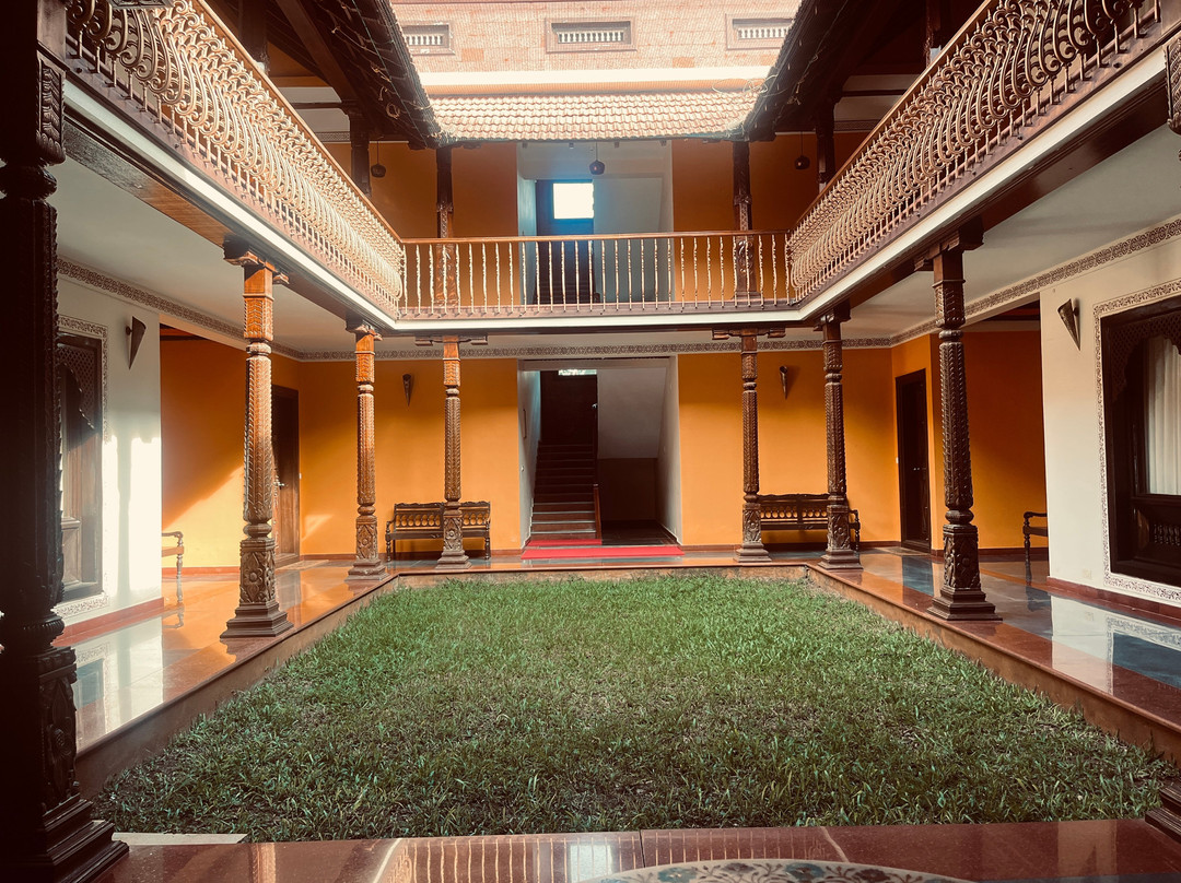 Halebid酒店住宿-Hoysala Village Resort