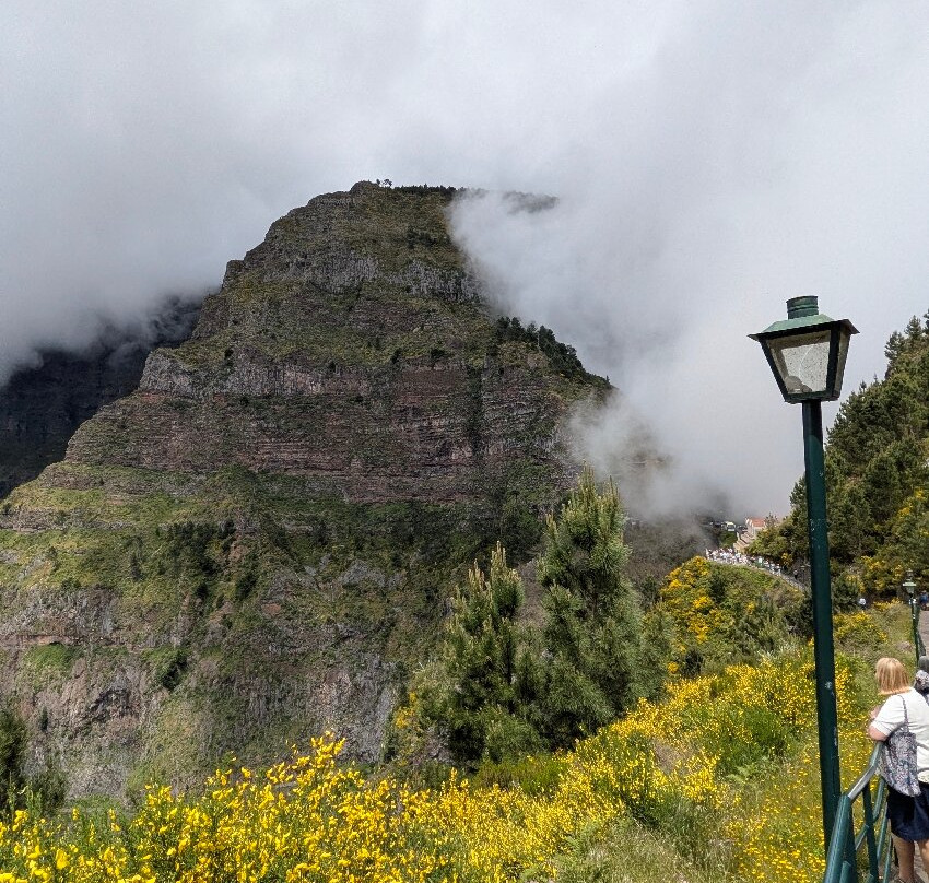 Miradouro Eira do Serrado-Camara De Lobos必去景点
