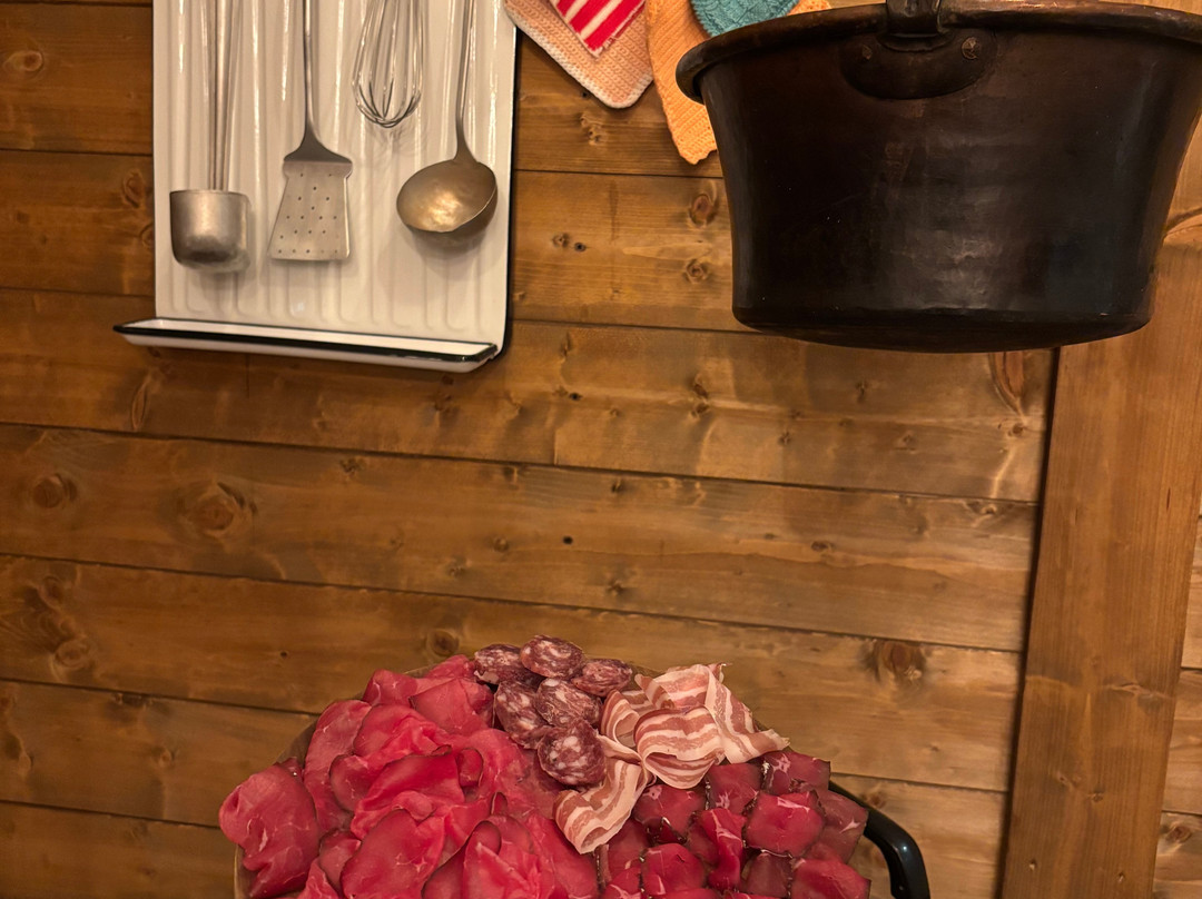 Il Rifugio Valtellinese - Pizzoccheri, Sciatt e cucina della Valtellina