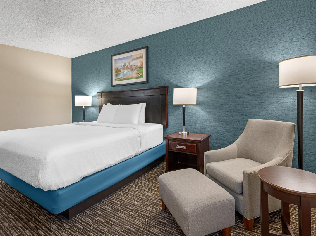Whitestown酒店住宿-Best Western Plus Indianapolis North At Pyramids