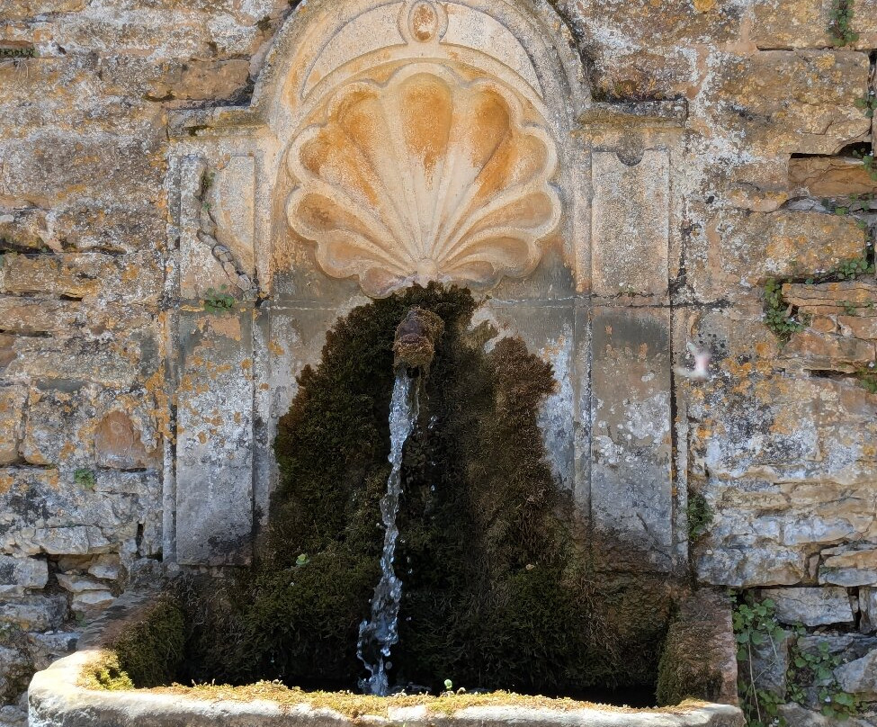 Chateau de Jarnioux-Jarnioux必去景点