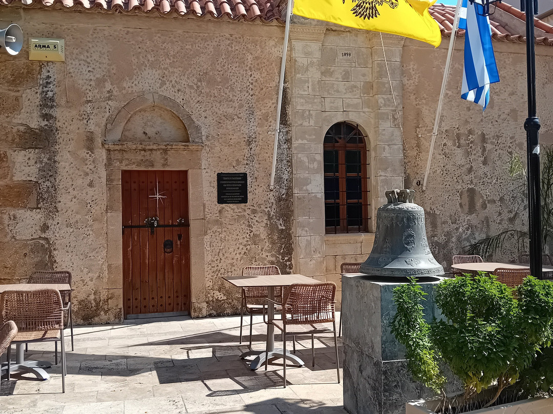 Cretan Tuk Tuk Tours-Piskopiano必去景点