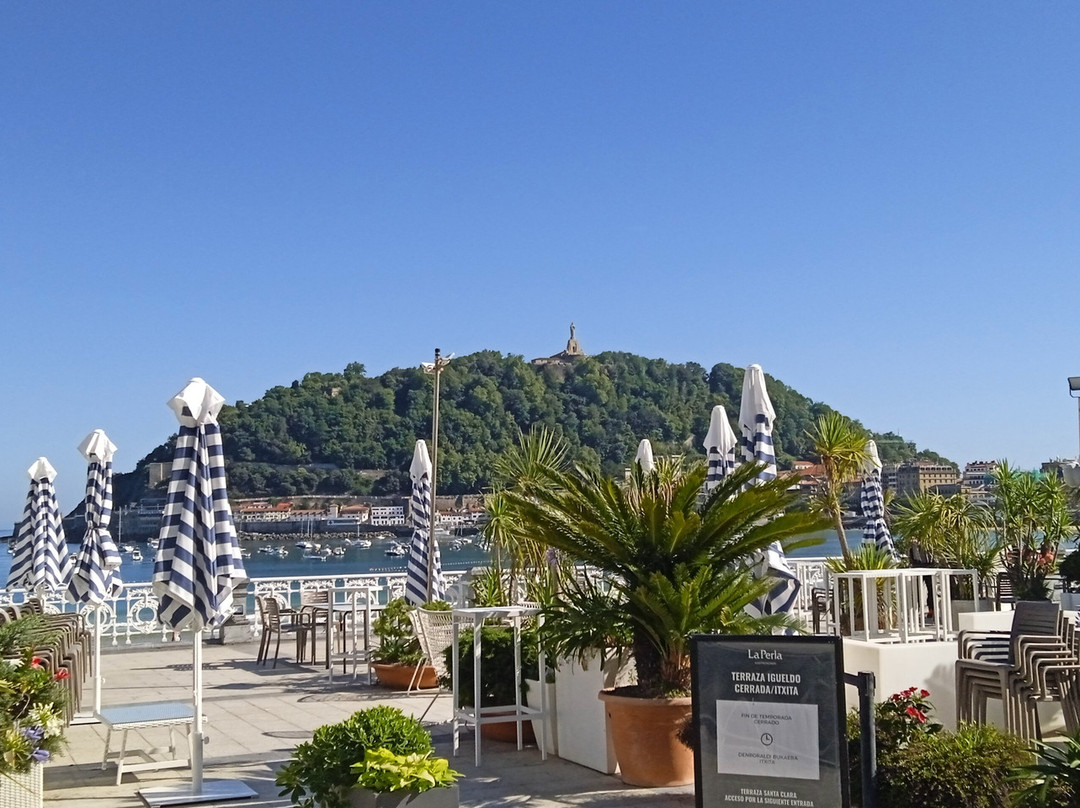 孔查海滩-圣塞瓦斯蒂安必去景点