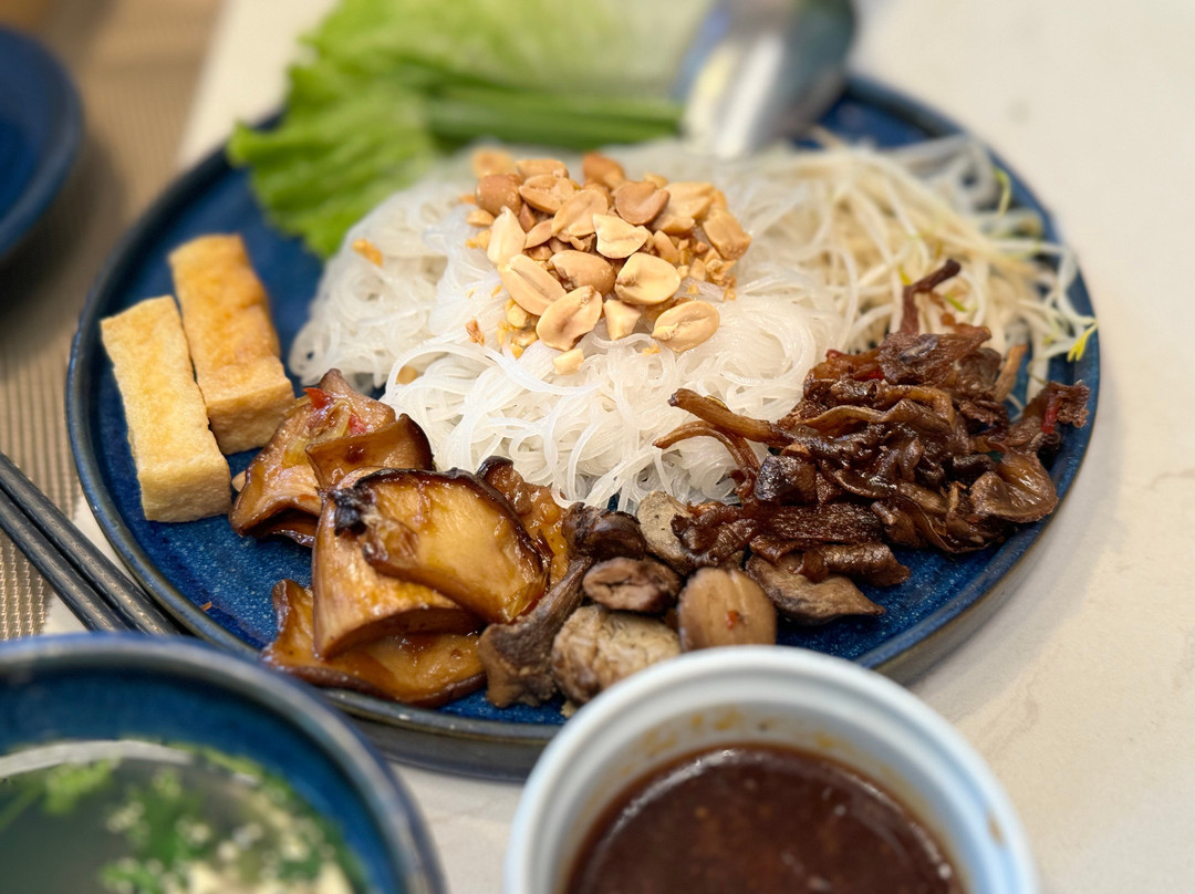 SHAKTI Vegetarian Bistro & Cafe