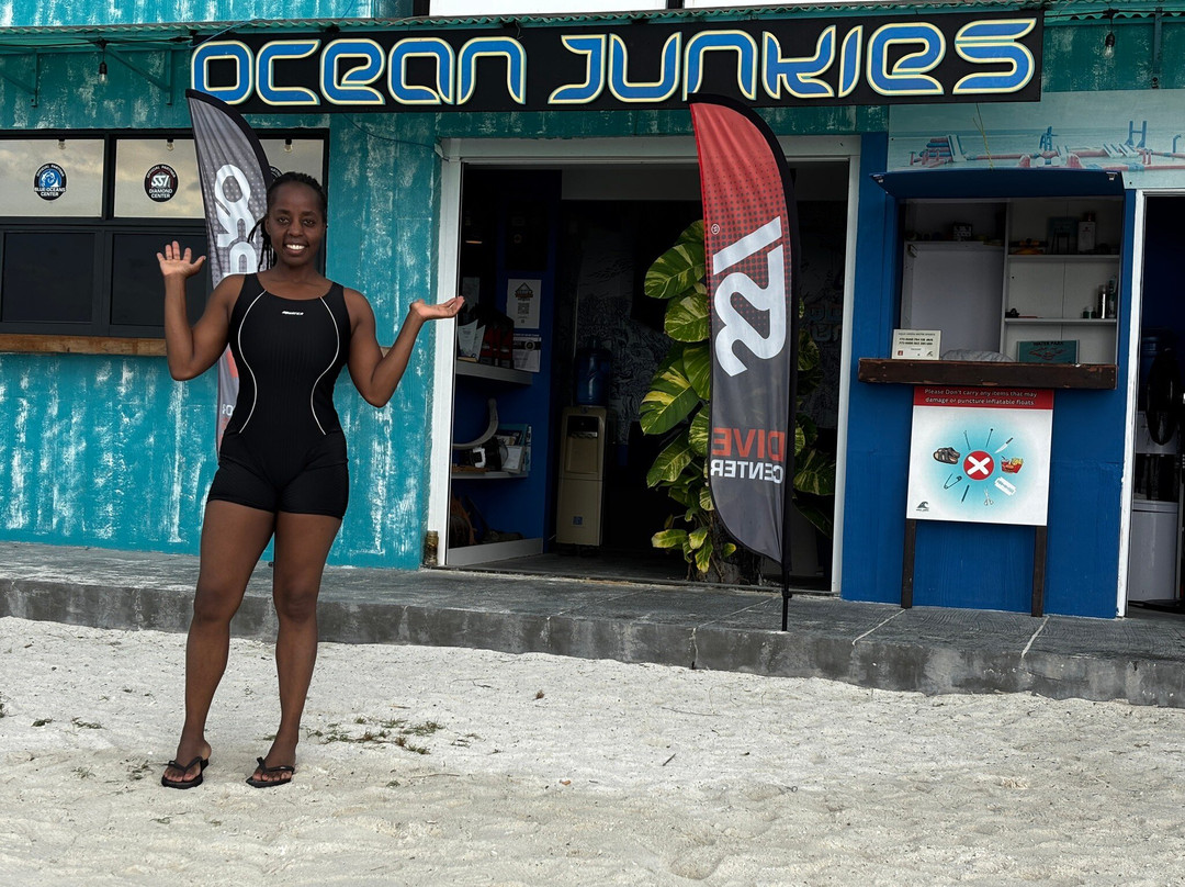 Ocean Junkies | Dive Centre-胡鲁马累必去景点