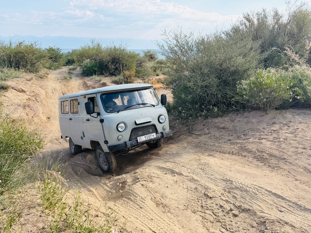 UAZ Buhanka Rental-比斯凯克必去景点