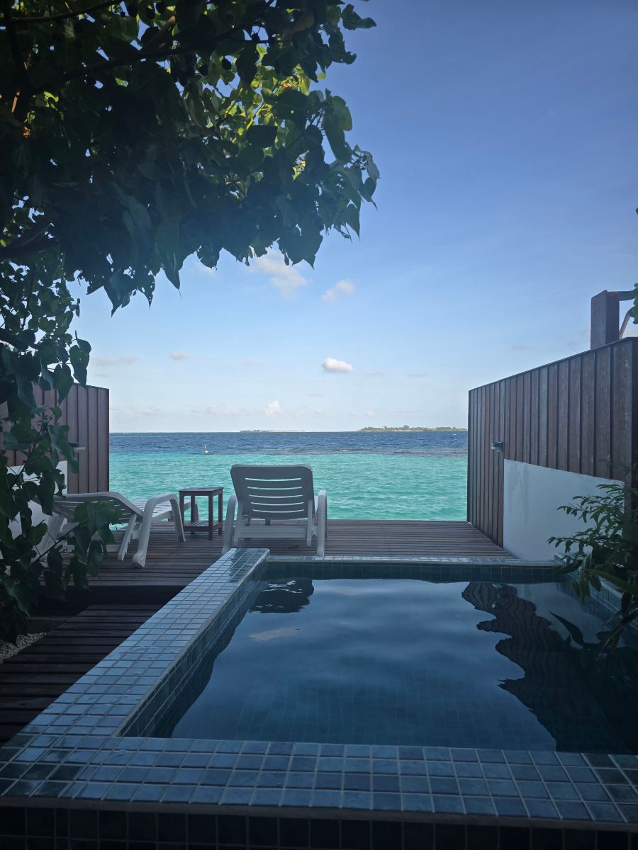 马尔代夫泻湖景观酒店-旅行者