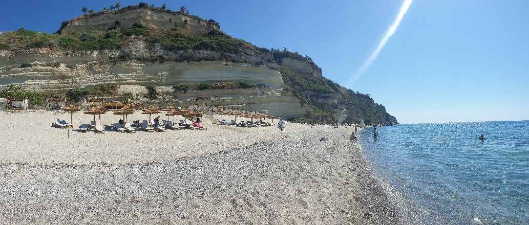 Spiaggia Di Riaci-Santa Domenica必去景点