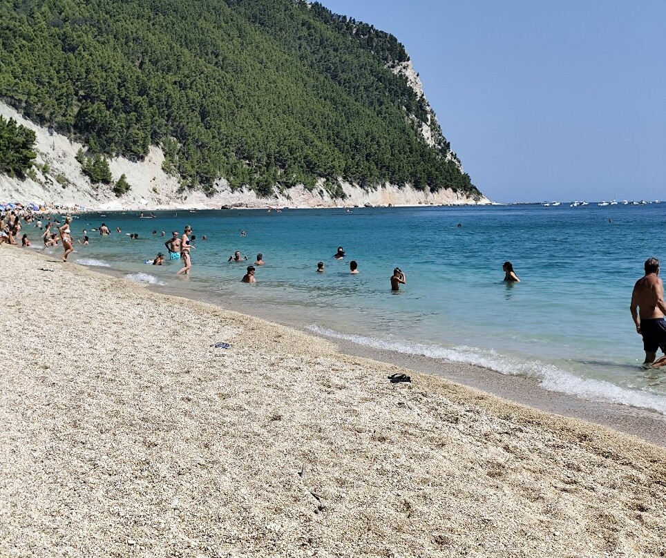Spiaggia di San Michele-Sirolo必去景点