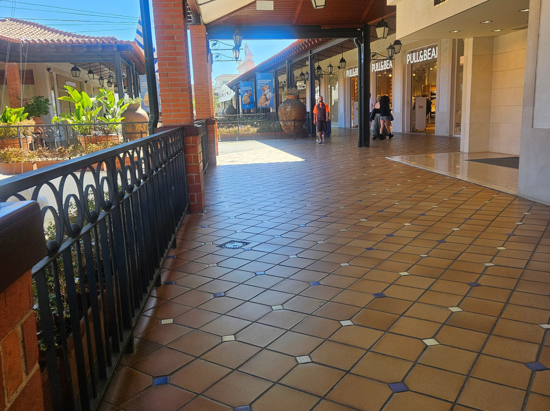 Algarve Shopping-阿尔布赞拉必去景点