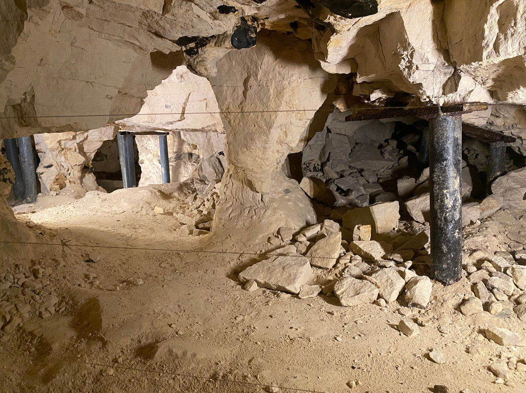 Prehistoric Flint Mines at Rijckholt-St.Geertruid-Rijckholt必去景点