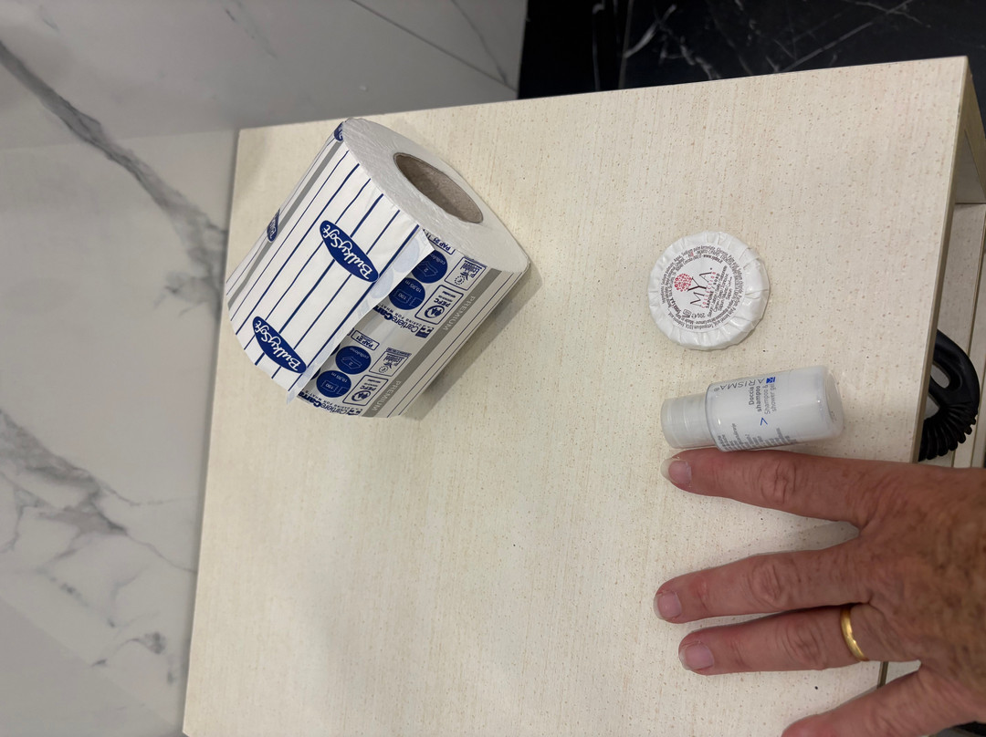 肯尼迪俱乐部酒店主图