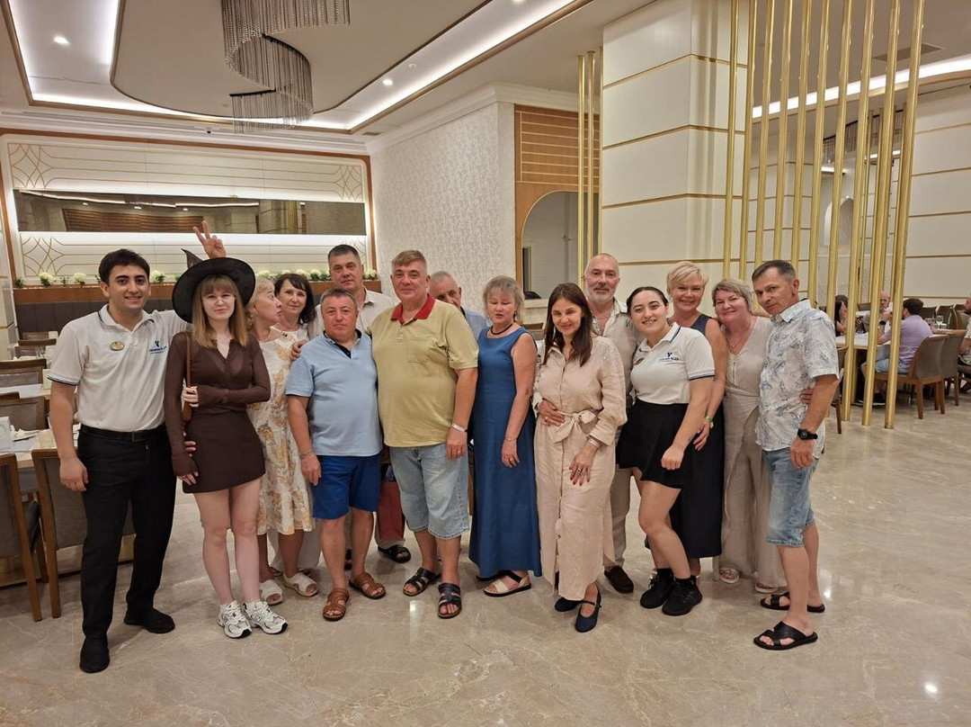 海德佩沙皇宫酒店主图