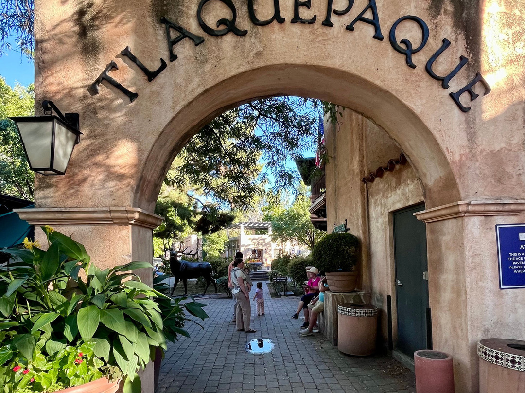 Tlaquepaque Arts & Shopping Village-塞多纳必去景点