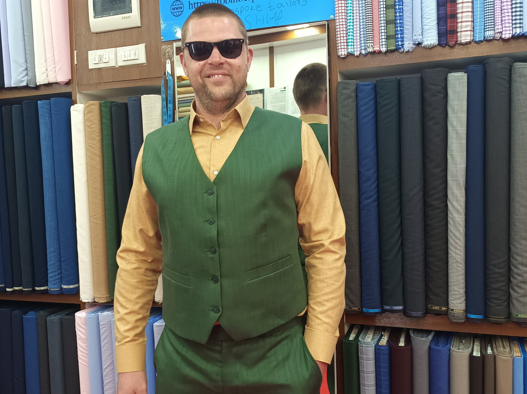Robin Bespoke Tailors-Kata Noi Beach必去景点