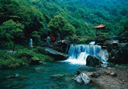 天钟山景点图片