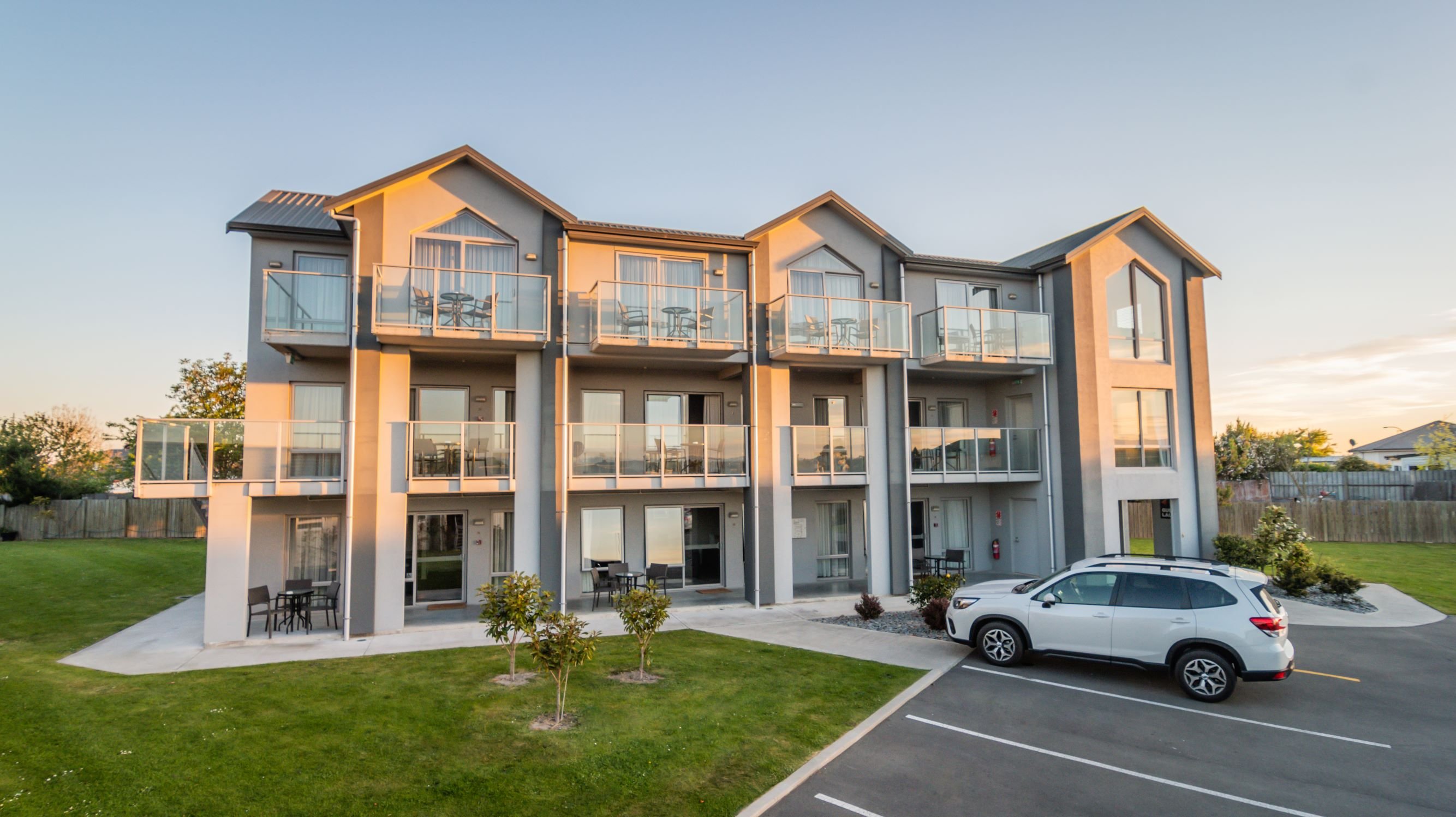 Coastal Ridge Apartments-官方