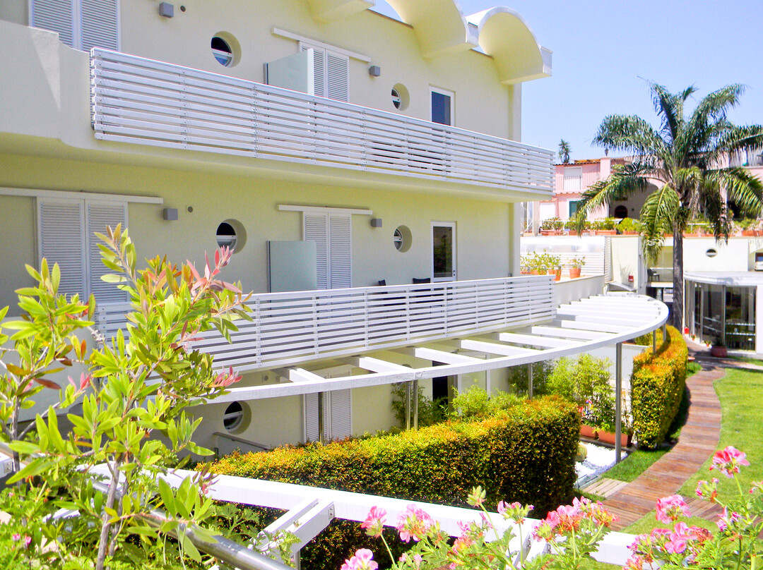 Marina 10 Boutique&Design Hotel