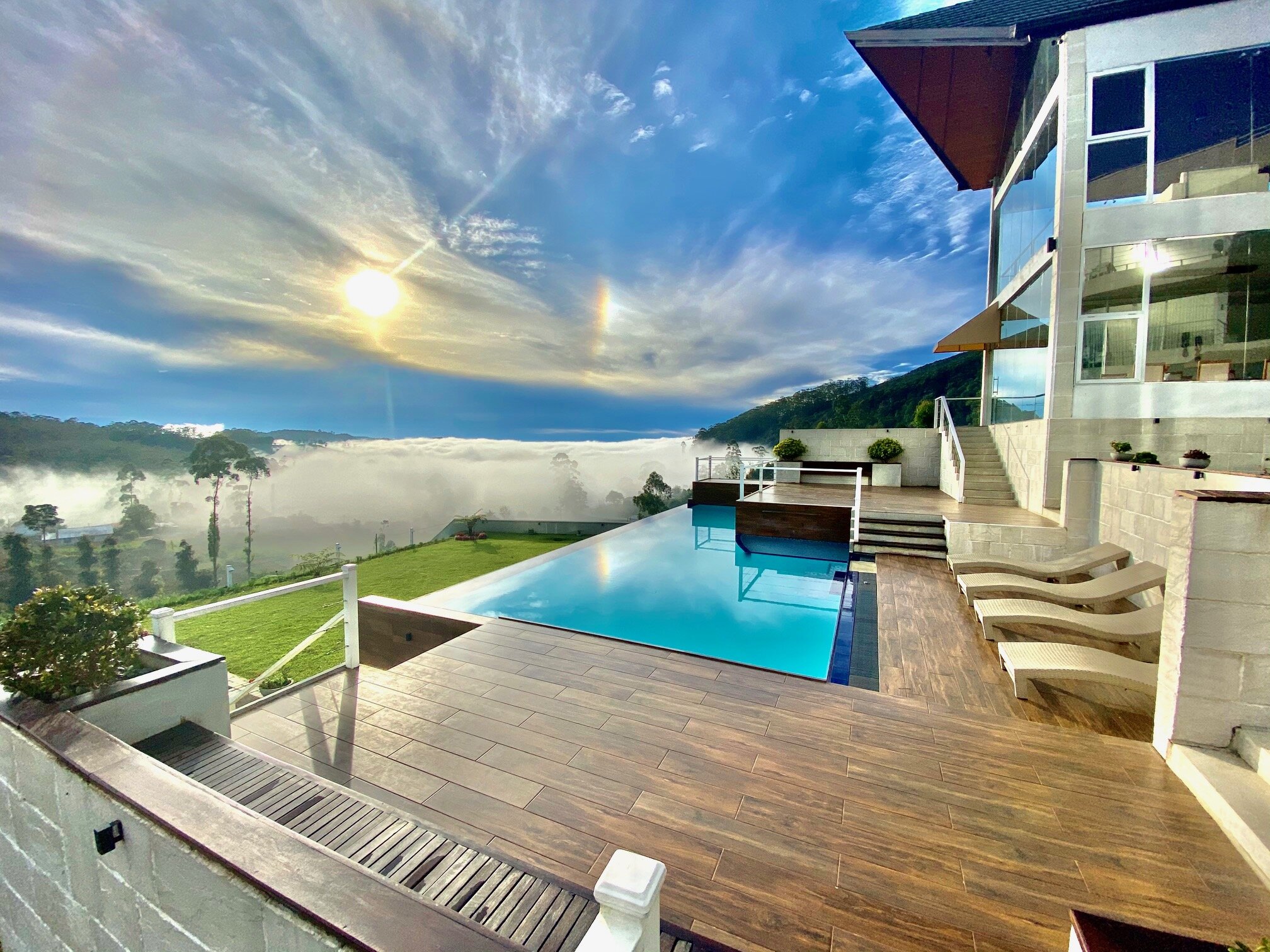 Hilldale Retreat-官方