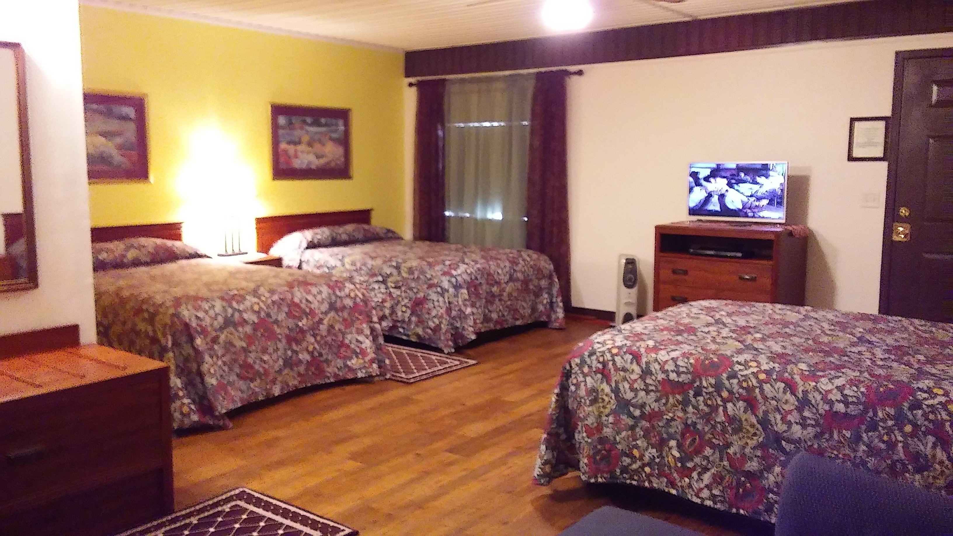 Oaks Motel-官方