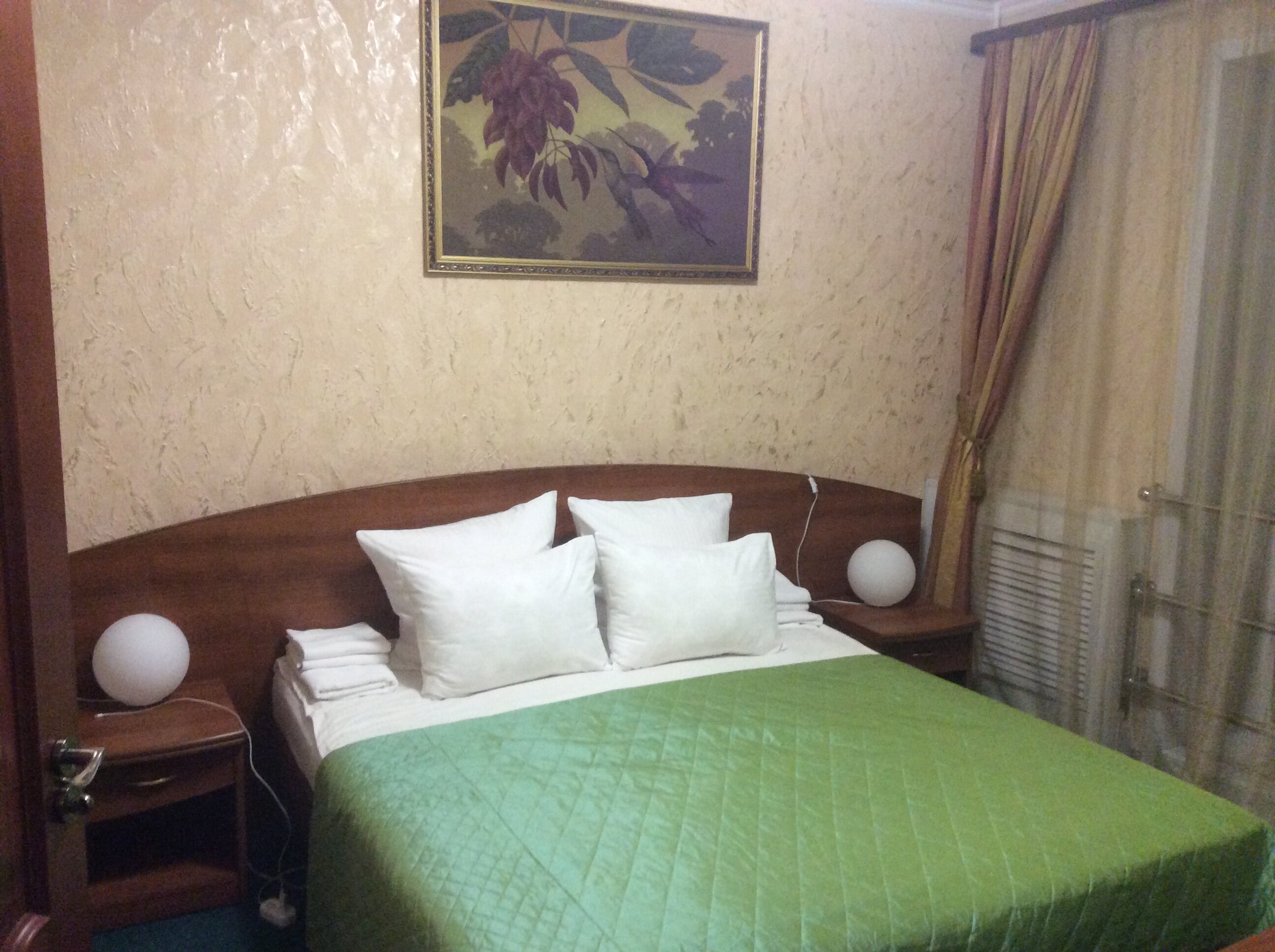 Astra Hotel-官方