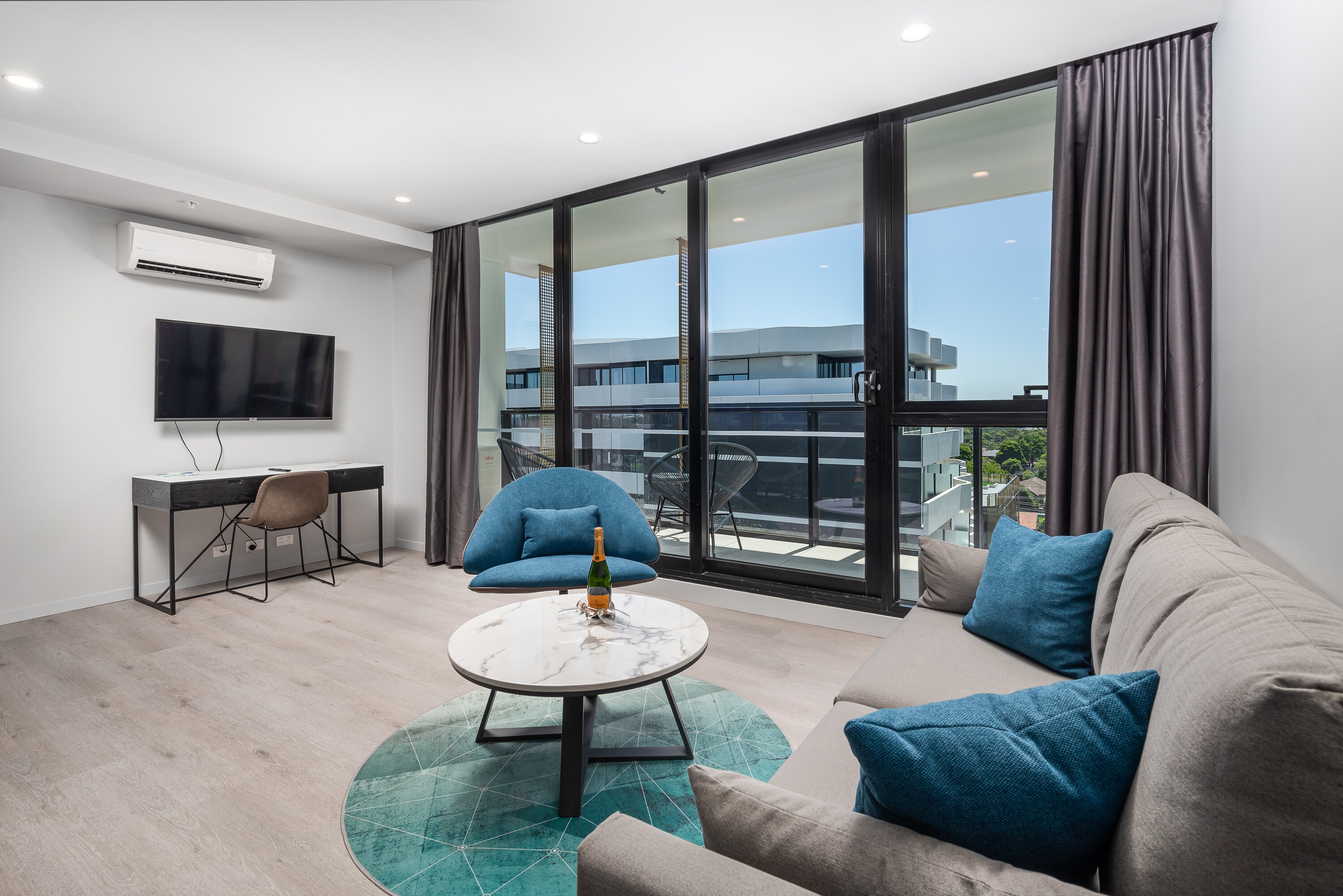 Oros Plus Hotel-官方