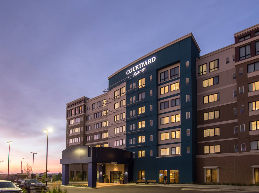 Courtyard by Marriott Calgary South主图