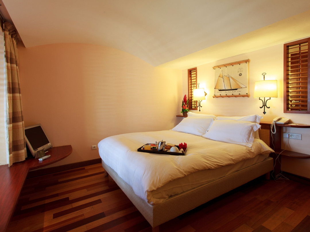 Trois-Ilets酒店住宿-Hotel Bakoua