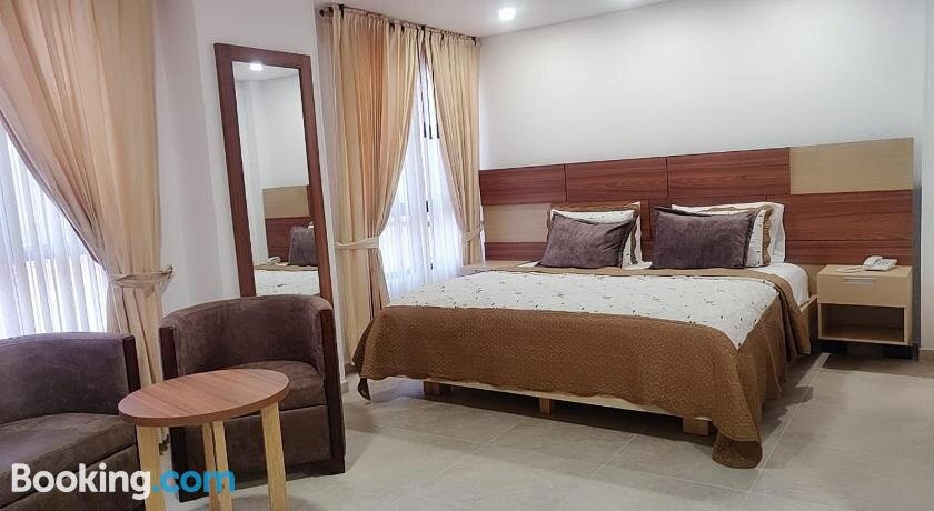 Hotel Cacique Plaza II